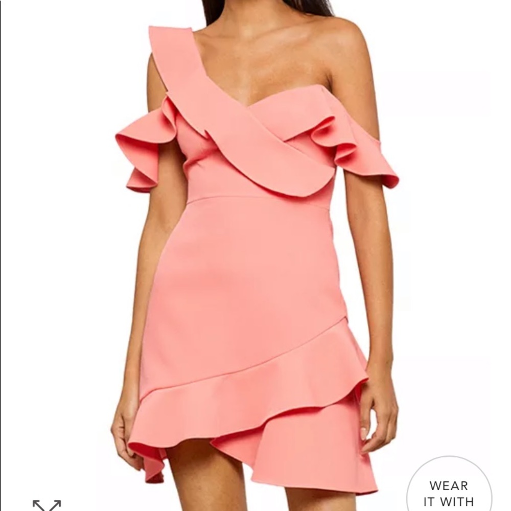 BCBGMAXAZRIA
Coral colored Malik Off Shoulder Dress